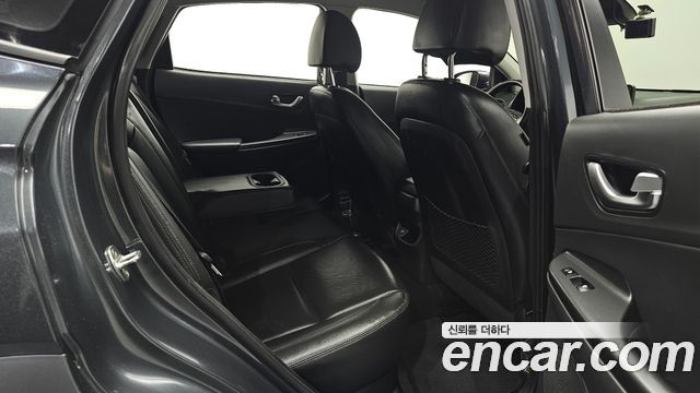 Hyundai Kona 2021 — photo 16