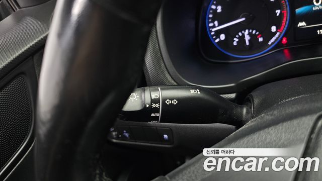 Hyundai Kona 2021 — photo 28
