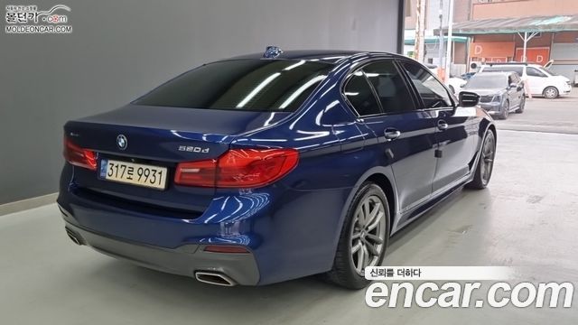BMW 5-Series 2017 — photo 2