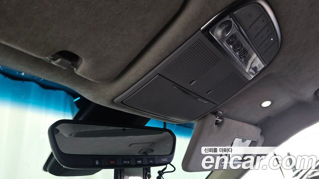 Genesis EQ900 2016 — photo 17