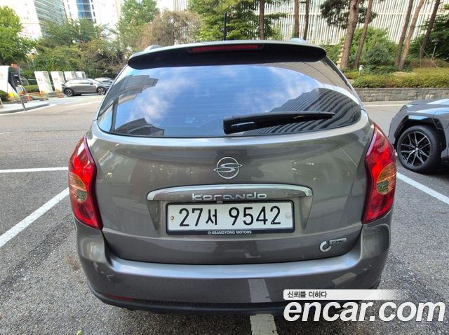 KG Mobility KORANDO 2013 — photo 2