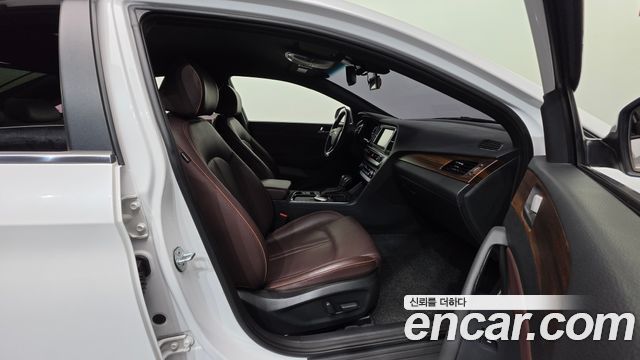 Hyundai Sonata 2019 — photo 13