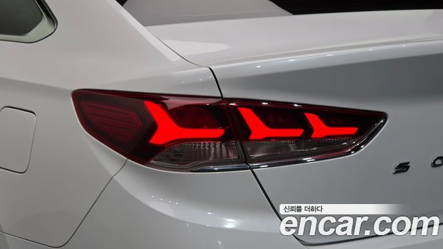 Hyundai Sonata 2019 — photo 9