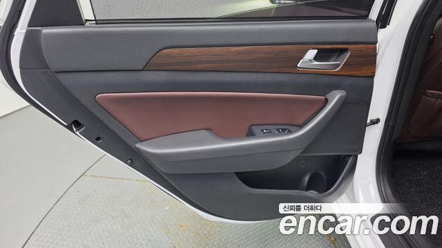 Hyundai Sonata 2019 — photo 15
