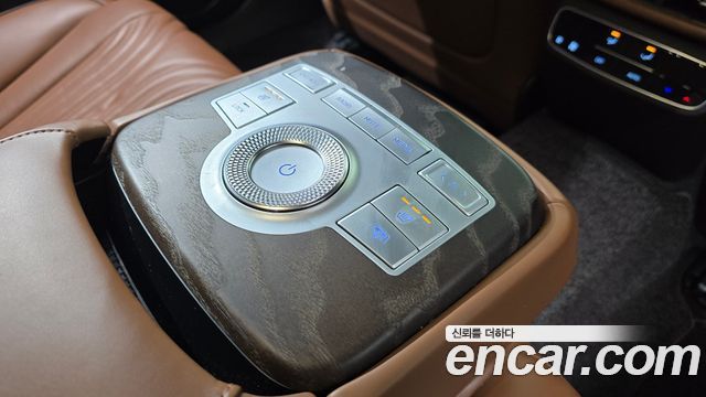 Genesis G80 2021 — photo 24
