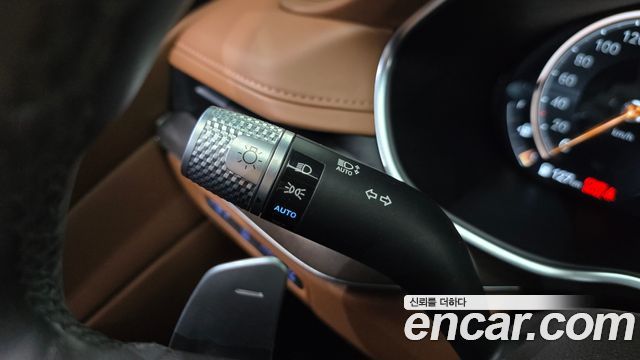 Genesis G80 2021 — photo 30
