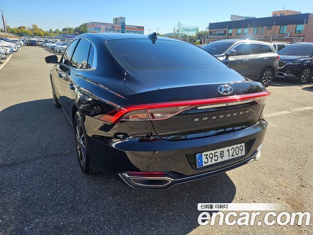 Hyundai Grandeur 2023 — photo 4