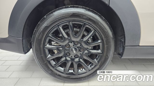 Mini Cooper 2024 — photo 5