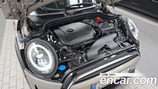 Mini Cooper 2024 — photo 6