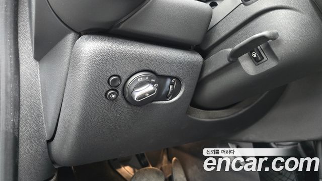 Mini Cooper 2024 — photo 25