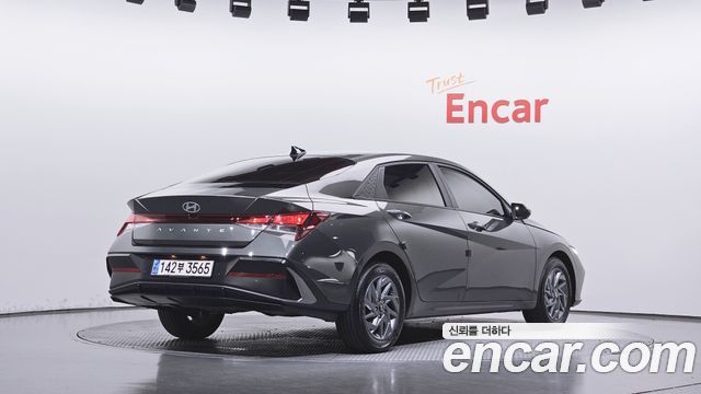 Hyundai AVANTE 2025 — photo 2