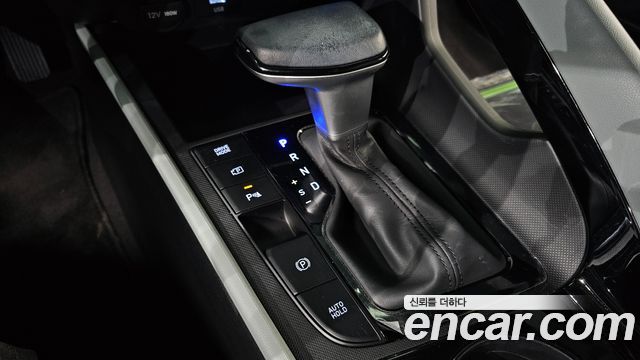 Hyundai AVANTE 2025 — photo 9