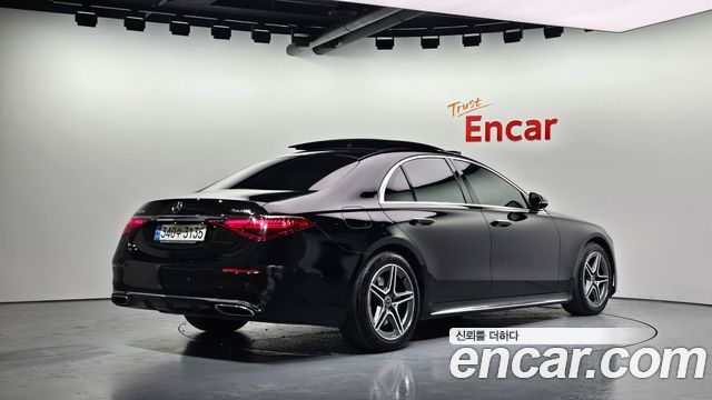 Mercedes-Benz S-Class 2022 — photo 2