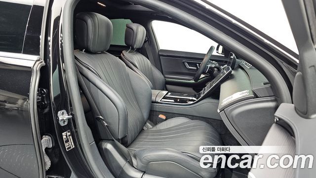 Mercedes-Benz S-Class 2022 — photo 18