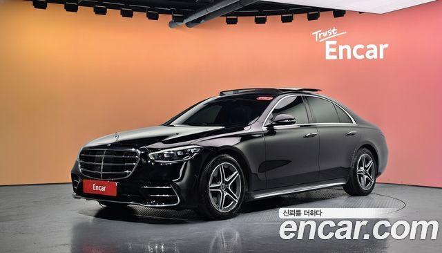 Mercedes-Benz S-Class 2022 — photo 1