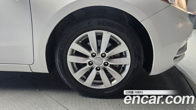 Kia K3 2015 — photo 7