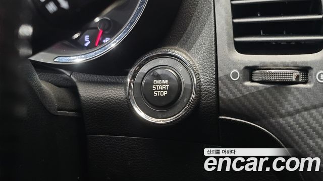 Kia K3 2015 — photo 28