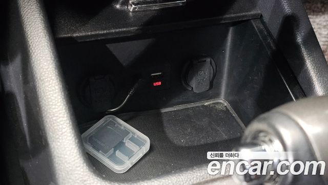 Kia K3 2015 — photo 32