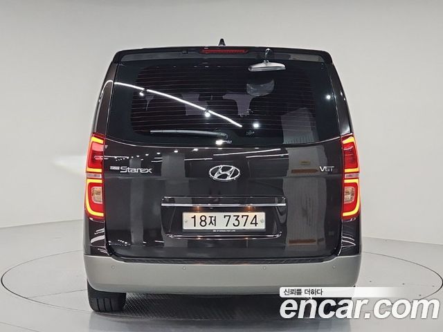 Hyundai Starex 2019 — photo 3