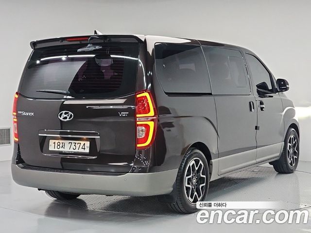 Hyundai Starex 2019 — photo 4