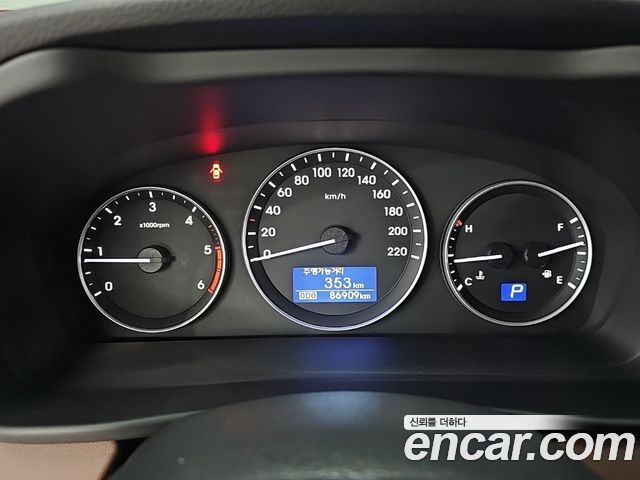 Hyundai Starex 2019 — photo 6