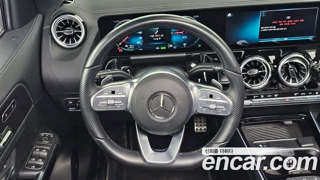 Mercedes-Benz EQA 2022 — photo 19