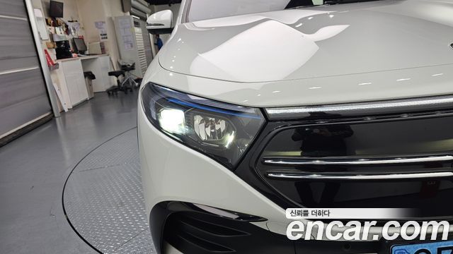 Mercedes-Benz EQA 2022 — photo 8