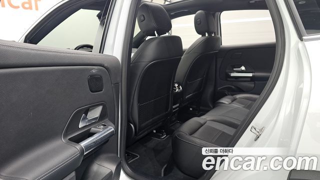 Mercedes-Benz EQA 2022 — photo 16