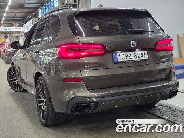 BMW X5 2023 — photo 2