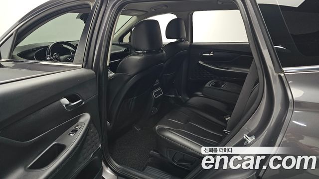 Hyundai Santafe 2021 — photo 18