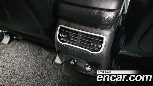 Hyundai Santafe 2021 — photo 30