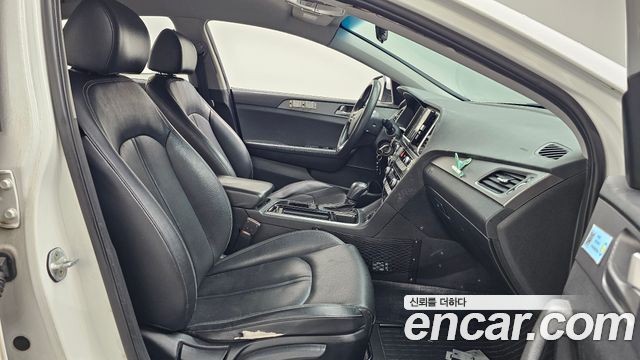 Hyundai Sonata 2019 — photo 11