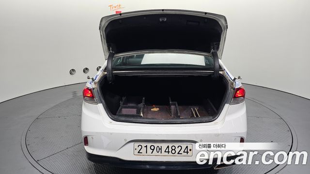 Hyundai Sonata 2019 — photo 20