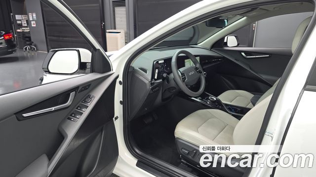 Kia Niro 2024 — photo 10