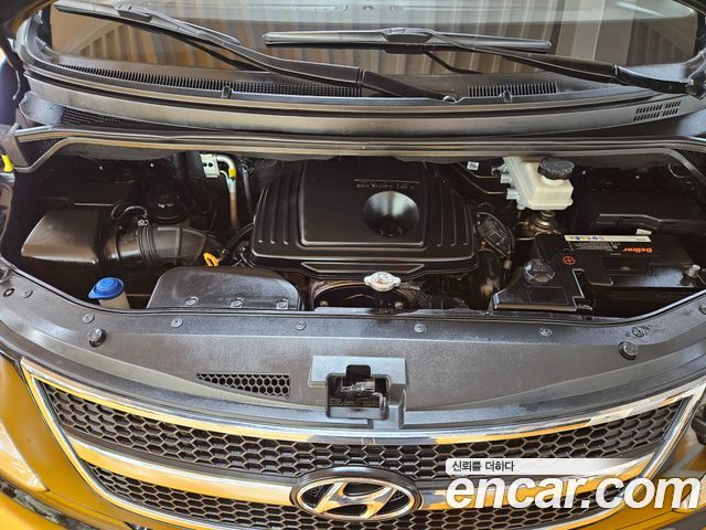 Hyundai Starex 2015 — photo 10