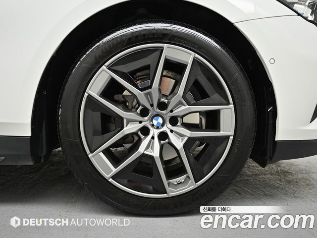 BMW 5-Series 2024 — photo 5