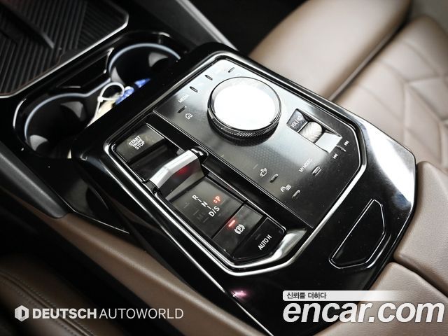 BMW 5-Series 2024 — photo 9