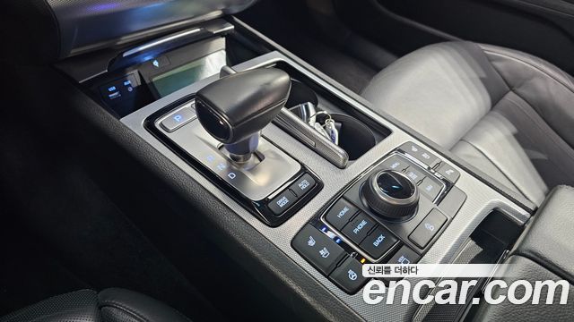 Genesis G80 2018 — photo 12