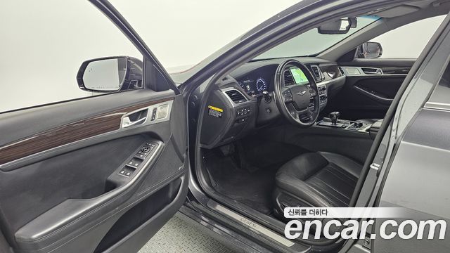 Genesis G80 2018 — photo 13