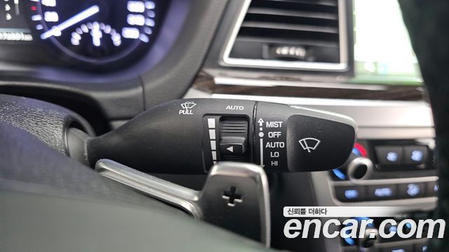 Genesis G80 2018 — photo 26