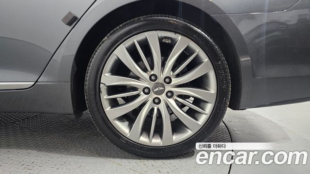 Genesis G80 2018 — photo 7