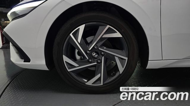 Hyundai AVANTE 2026 — photo 5