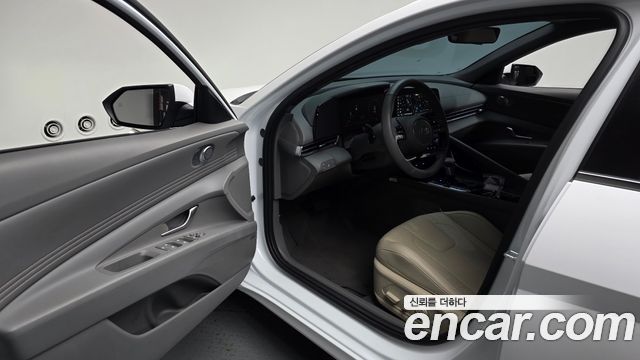 Hyundai AVANTE 2026 — photo 13