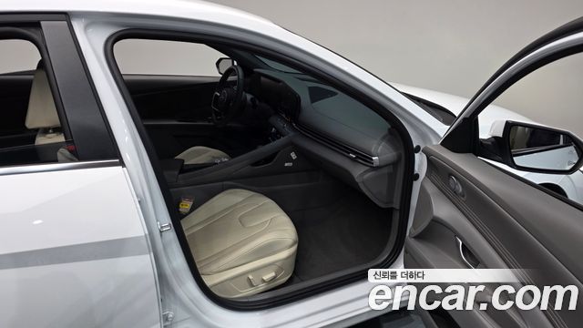Hyundai AVANTE 2026 — photo 17