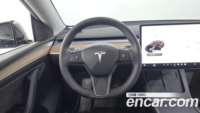 Tesla Model Y 2024 — photo 13