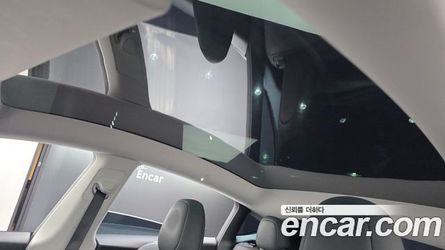 Tesla Model Y 2024 — photo 20
