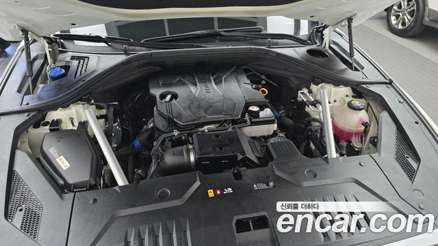 Genesis GV70 2023 — photo 6