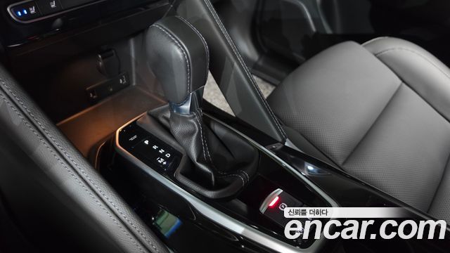 Renault Korea QM6 2023 — photo 12