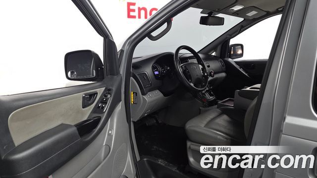 Hyundai Starex 2021 — photo 10