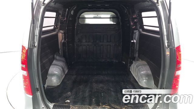 Hyundai Starex 2021 — photo 19